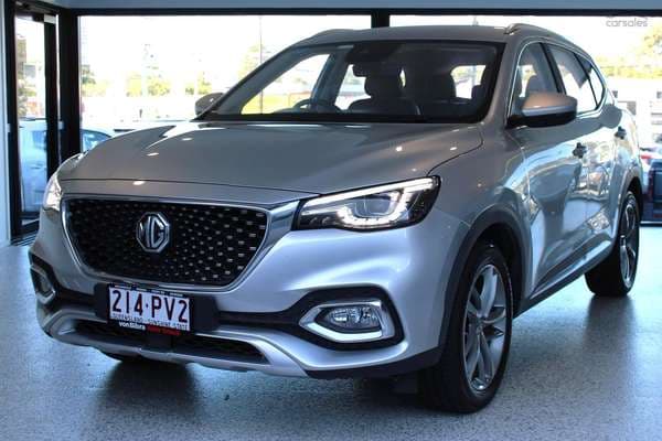 2022 MG HS