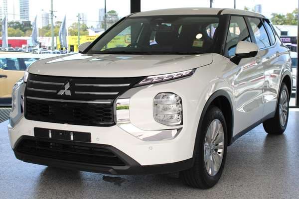 2025 Mitsubishi Outlander