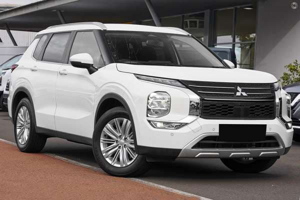 2024 Mitsubishi Outlander